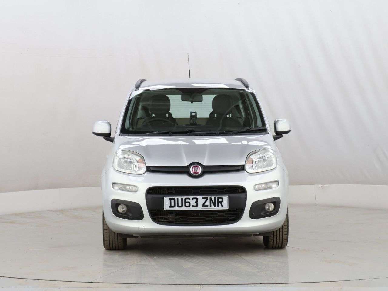 A 2013 FIAT PANDA 0.9 TwinAir Lounge Hatchback 5dr Petrol Dualogic Euro 5 (s/s) (85 bhp) A 2013 FIAT PANDA 0.9 TwinAir Lounge Hatchback 5dr Petrol Dualogic Euro 5 (s/s) (85 bhp)