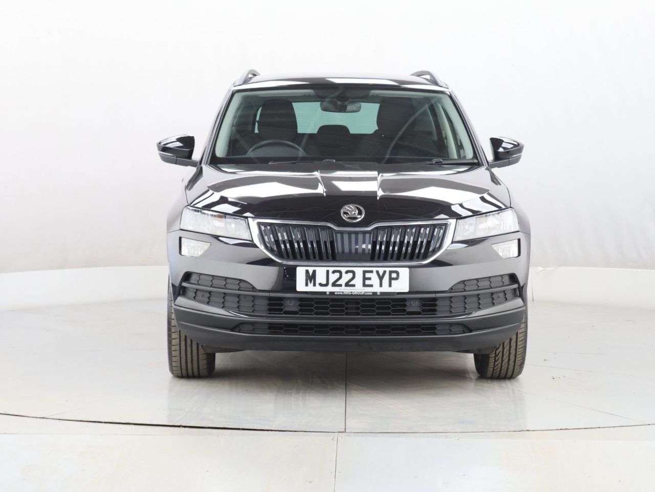 A 2022 SKODA KAROQ 1.0 TSI SE Technology SUV 5dr Petrol Manual Euro 6 (s/s) (110 ps) A 2022 SKODA KAROQ 1.0 TSI SE Technology SUV 5dr Petrol Manual Euro 6 (s/s) (110 ps)