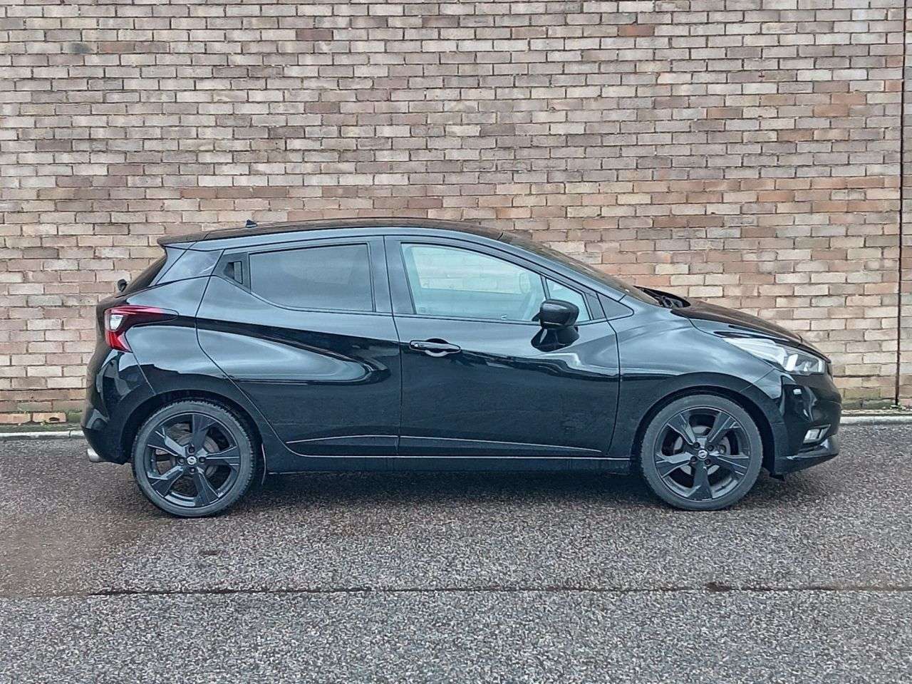 A 2019 NISSAN MICRA 1.0 IG-T N-Sport Hatchback 5dr Petrol Manual Euro 6 (s/s) (100 ps) A 2019 NISSAN MICRA 1.0 IG-T N-Sport Hatchback 5dr Petrol Manual Euro 6 (s/s) (100 ps)