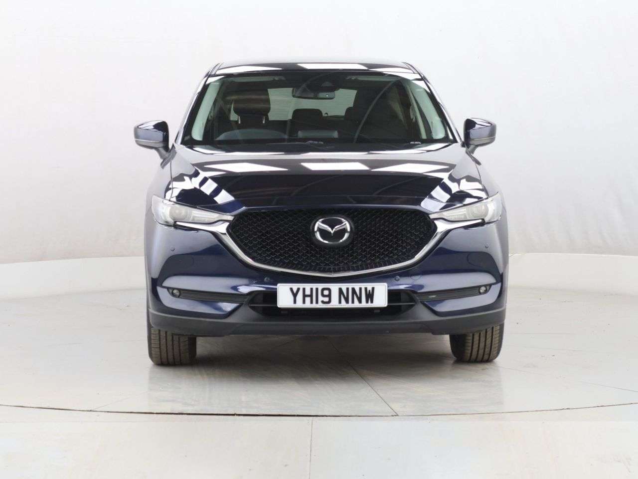 A 2019 MAZDA CX-5 2.0 SKYACTIV-G SE-L Nav+ SUV 5dr Petrol Manual Euro 6 (s/s) (165 ps) A 2019 MAZDA CX-5 2.0 SKYACTIV-G SE-L Nav+ SUV 5dr Petrol Manual Euro 6 (s/s) (165 ps)