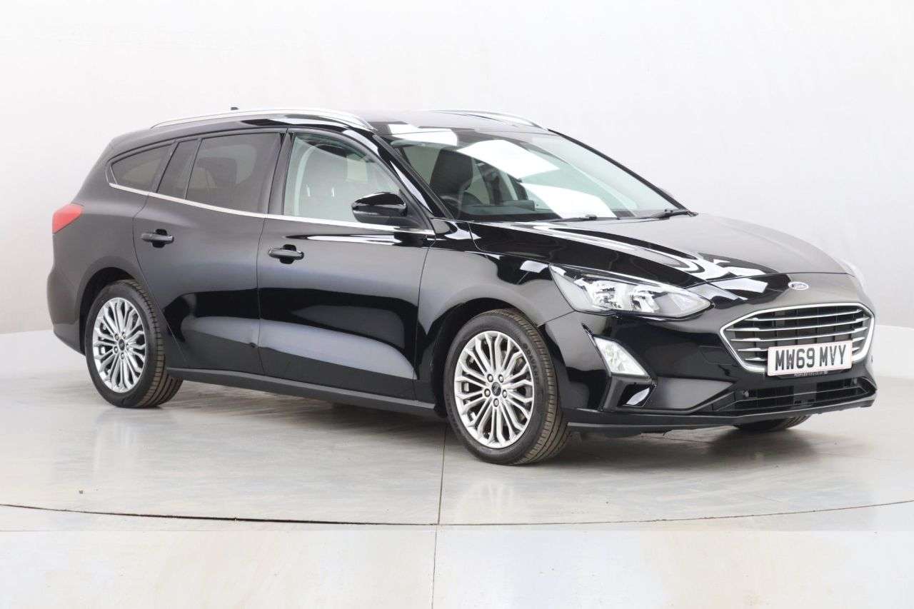 A 2019 FORD FOCUS 1.0T EcoBoost Titanium X Estate 5dr Petrol Manual Euro 6 (s/s) (125 ps) A 2019 FORD FOCUS 1.0T EcoBoost Titanium X Estate 5dr Petrol Manual Euro 6 (s/s) (125 ps)