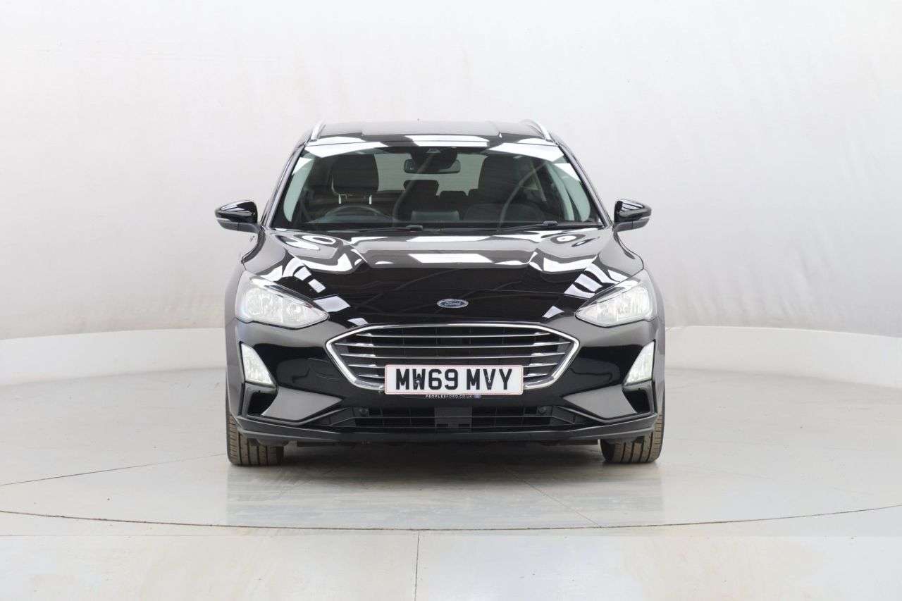 A 2019 FORD FOCUS 1.0T EcoBoost Titanium X Estate 5dr Petrol Manual Euro 6 (s/s) (125 ps) A 2019 FORD FOCUS 1.0T EcoBoost Titanium X Estate 5dr Petrol Manual Euro 6 (s/s) (125 ps)
