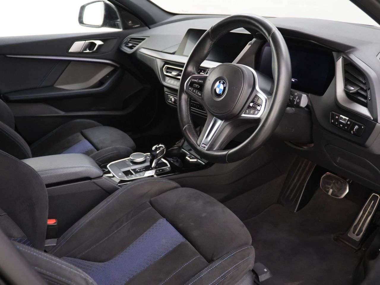 2021 BMW 1 SERIES 2021 BMW 1 SERIES