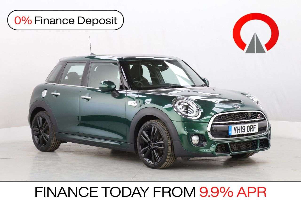 A 2019 MINI HATCH 2.0 Cooper S Sport Hatchback 5dr Petrol Steptronic Euro 6 (s/s) (192 ps) A 2019 MINI HATCH 2.0 Cooper S Sport Hatchback 5dr Petrol Steptronic Euro 6 (s/s) (192 ps)