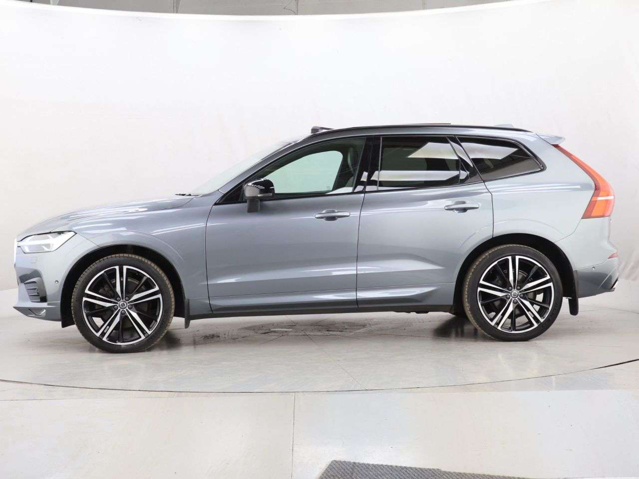2019 VOLVO XC60 2019 VOLVO XC60