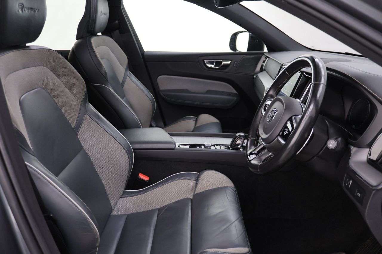 2019 VOLVO XC60 2019 VOLVO XC60