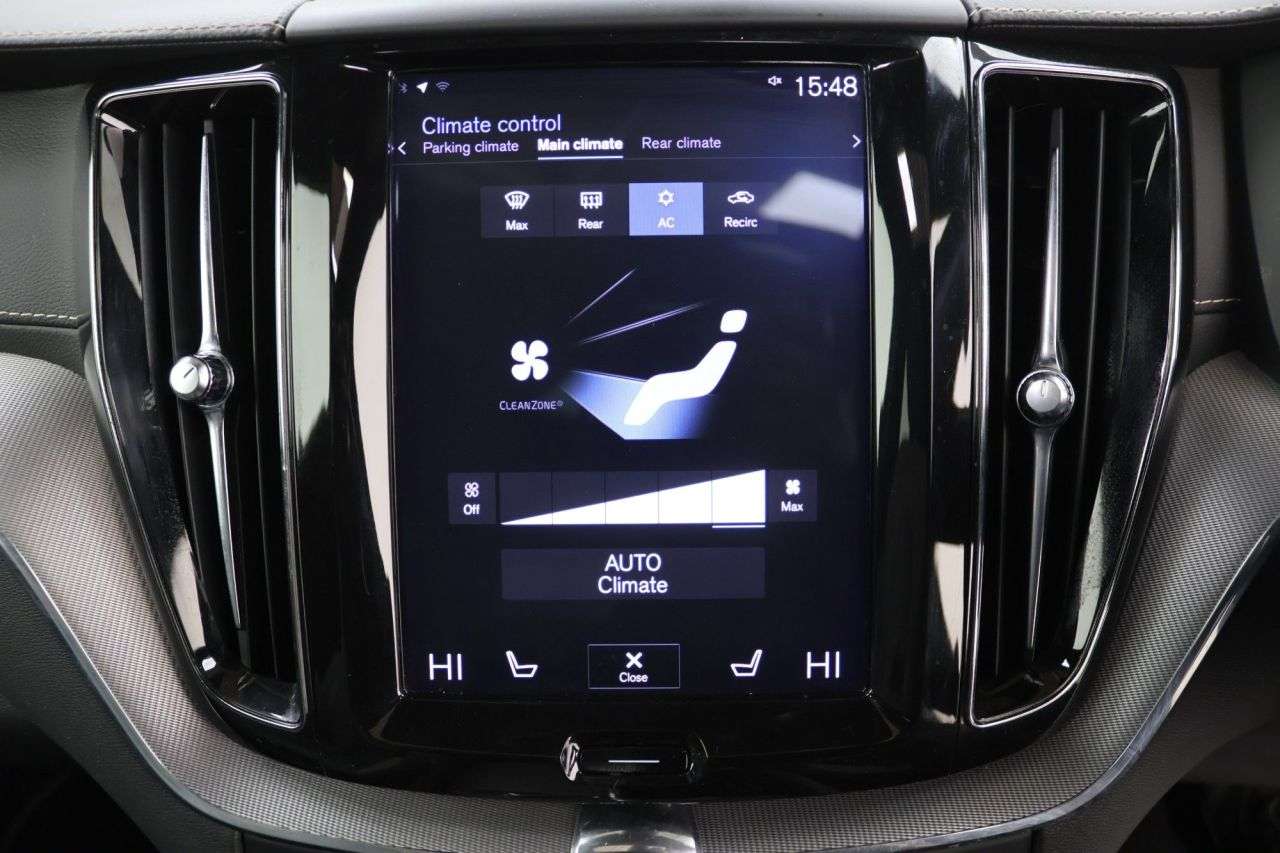 2019 VOLVO XC60 2019 VOLVO XC60