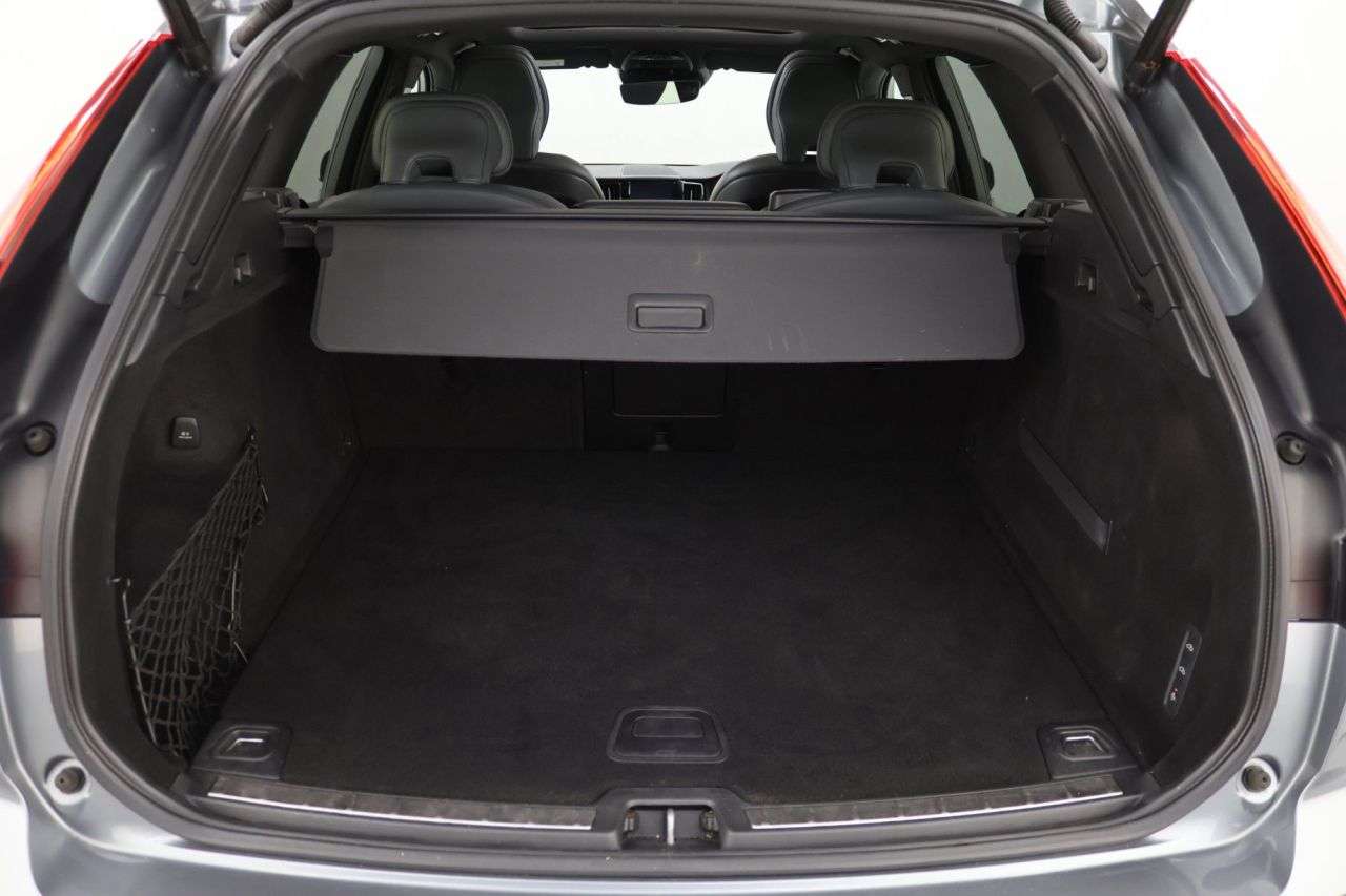 2019 VOLVO XC60 2019 VOLVO XC60