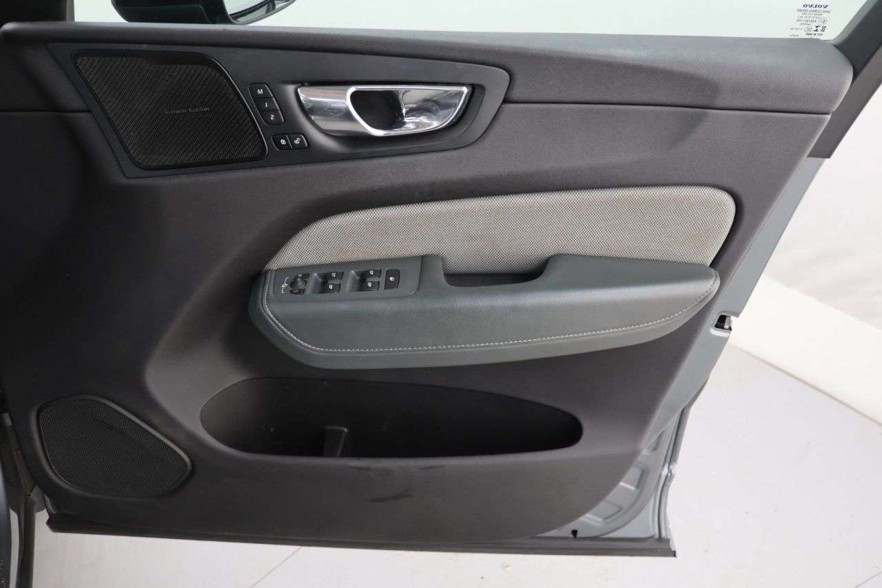 2019 VOLVO XC60 2019 VOLVO XC60