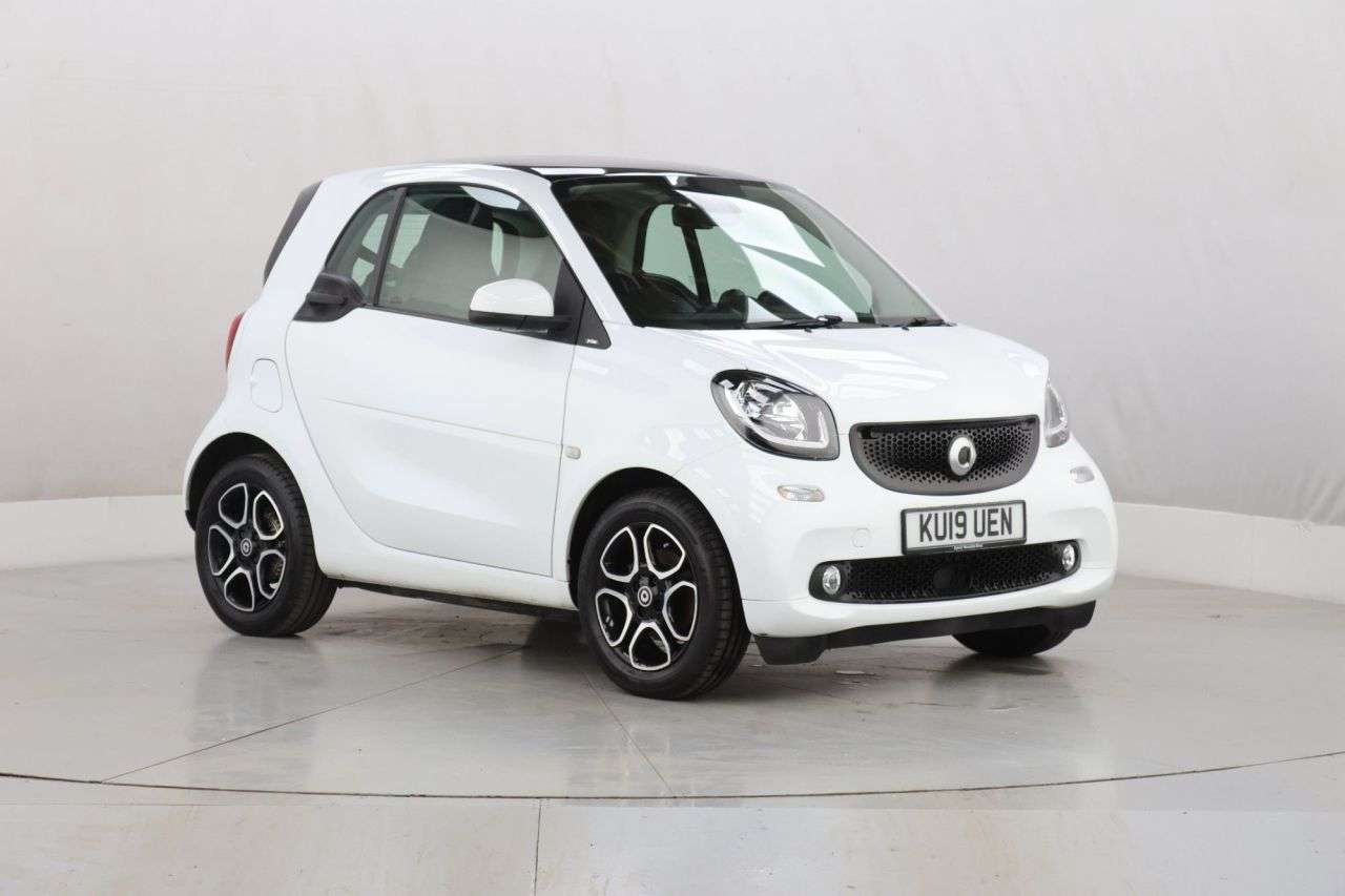 A 2019 SMART FORTWO 0.9T Prime (Premium Plus) Coupe 2dr Petrol Manual Euro 6 (s/s) (90 ps) A 2019 SMART FORTWO 0.9T Prime (Premium Plus) Coupe 2dr Petrol Manual Euro 6 (s/s) (90 ps)