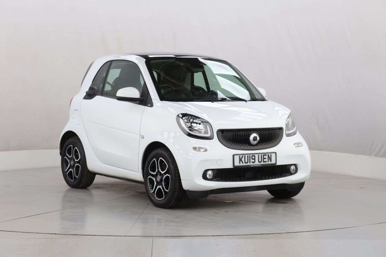 A 2019 SMART FORTWO 0.9T Prime (Premium Plus) Coupe 2dr Petrol Manual Euro 6 (s/s) (90 ps) A 2019 SMART FORTWO 0.9T Prime (Premium Plus) Coupe 2dr Petrol Manual Euro 6 (s/s) (90 ps)