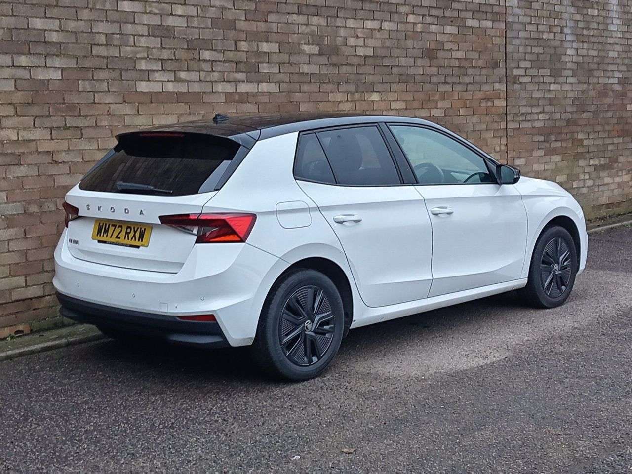 A 2023 SKODA FABIA 1.0 TSI Colour Edition Hatchback 5dr Petrol DSG Euro 6 (s/s) (110 ps) A 2023 SKODA FABIA 1.0 TSI Colour Edition Hatchback 5dr Petrol DSG Euro 6 (s/s) (110 ps)