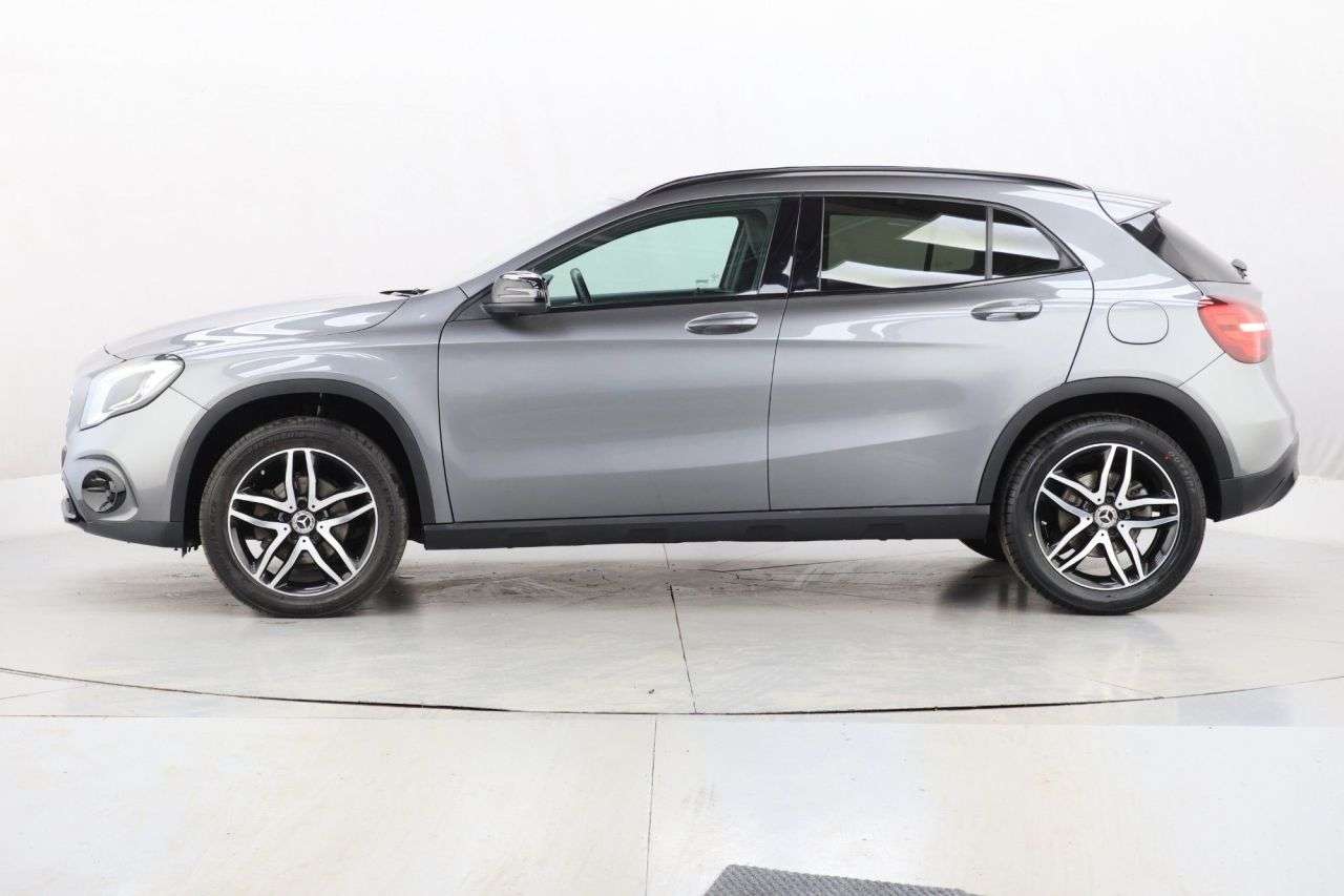 2019 MERCEDES-BENZ GLA CLASS 2019 MERCEDES-BENZ GLA CLASS