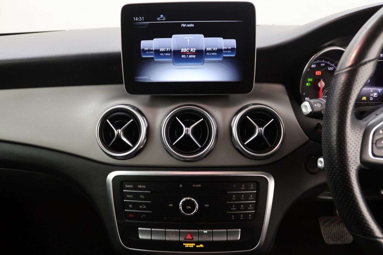 2019 MERCEDES-BENZ GLA CLASS 2019 MERCEDES-BENZ GLA CLASS