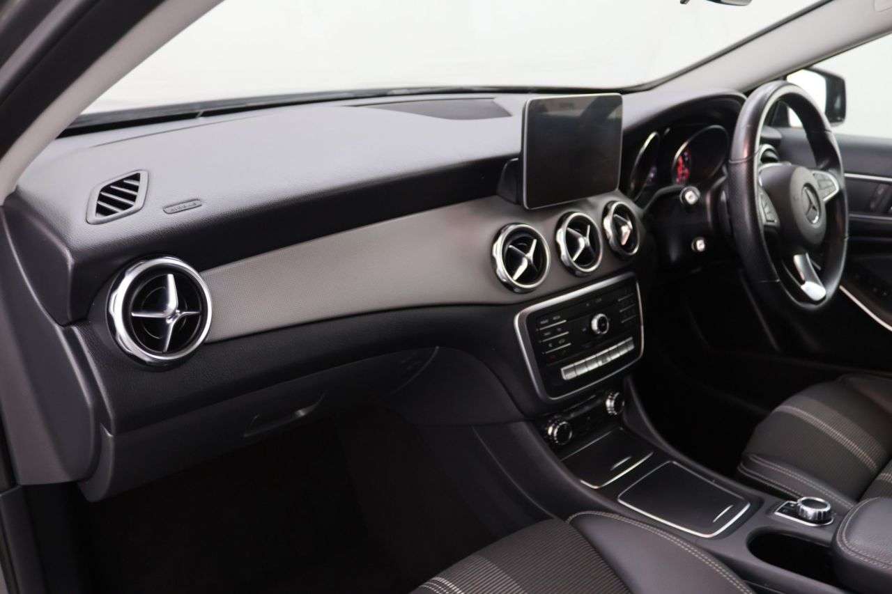 2019 MERCEDES-BENZ GLA CLASS 2019 MERCEDES-BENZ GLA CLASS