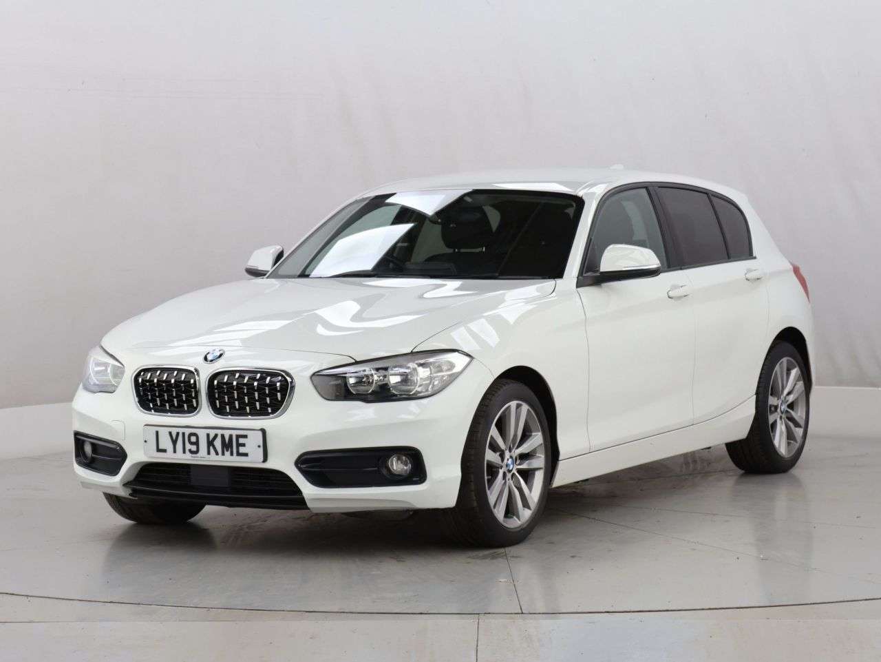 2019 BMW 1 SERIES 2019 BMW 1 SERIES