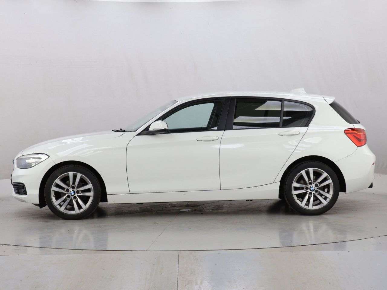2019 BMW 1 SERIES 2019 BMW 1 SERIES