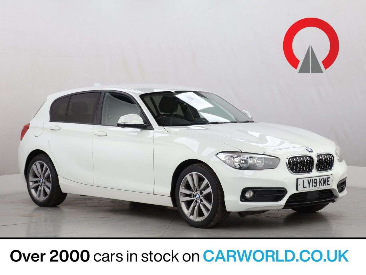 A 2019 BMW 1 SERIES 1.5 118i GPF Sport Hatchback 5dr Petrol Auto Euro 6 (s/s) (136 ps) A 2019 BMW 1 SERIES 1.5 118i GPF Sport Hatchback 5dr Petrol Auto Euro 6 (s/s) (136 ps)