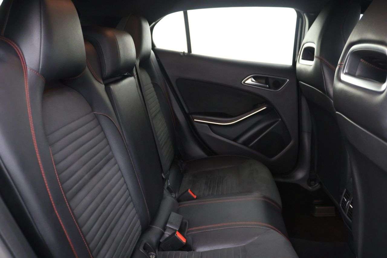 2018 MERCEDES-BENZ GLA CLASS 2018 MERCEDES-BENZ GLA CLASS