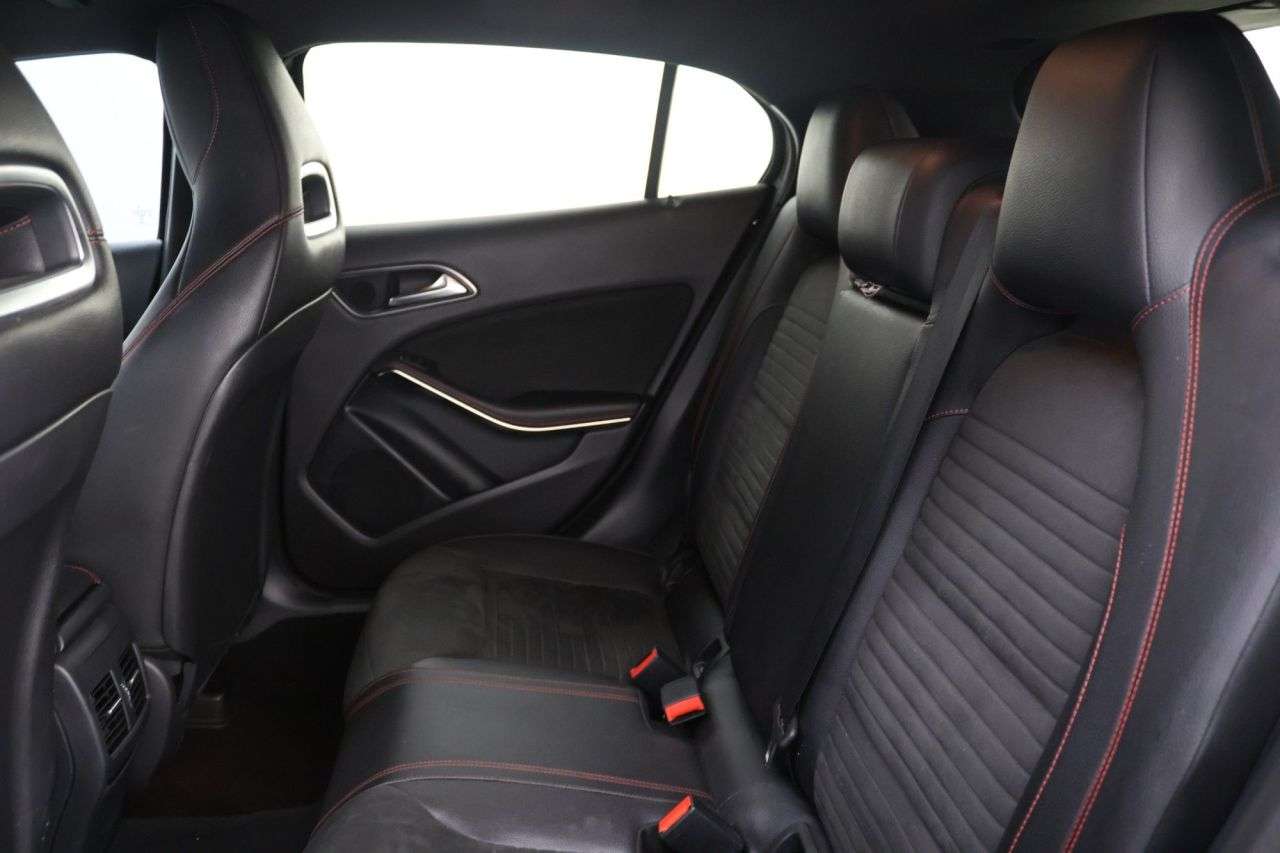 2018 MERCEDES-BENZ GLA CLASS 2018 MERCEDES-BENZ GLA CLASS