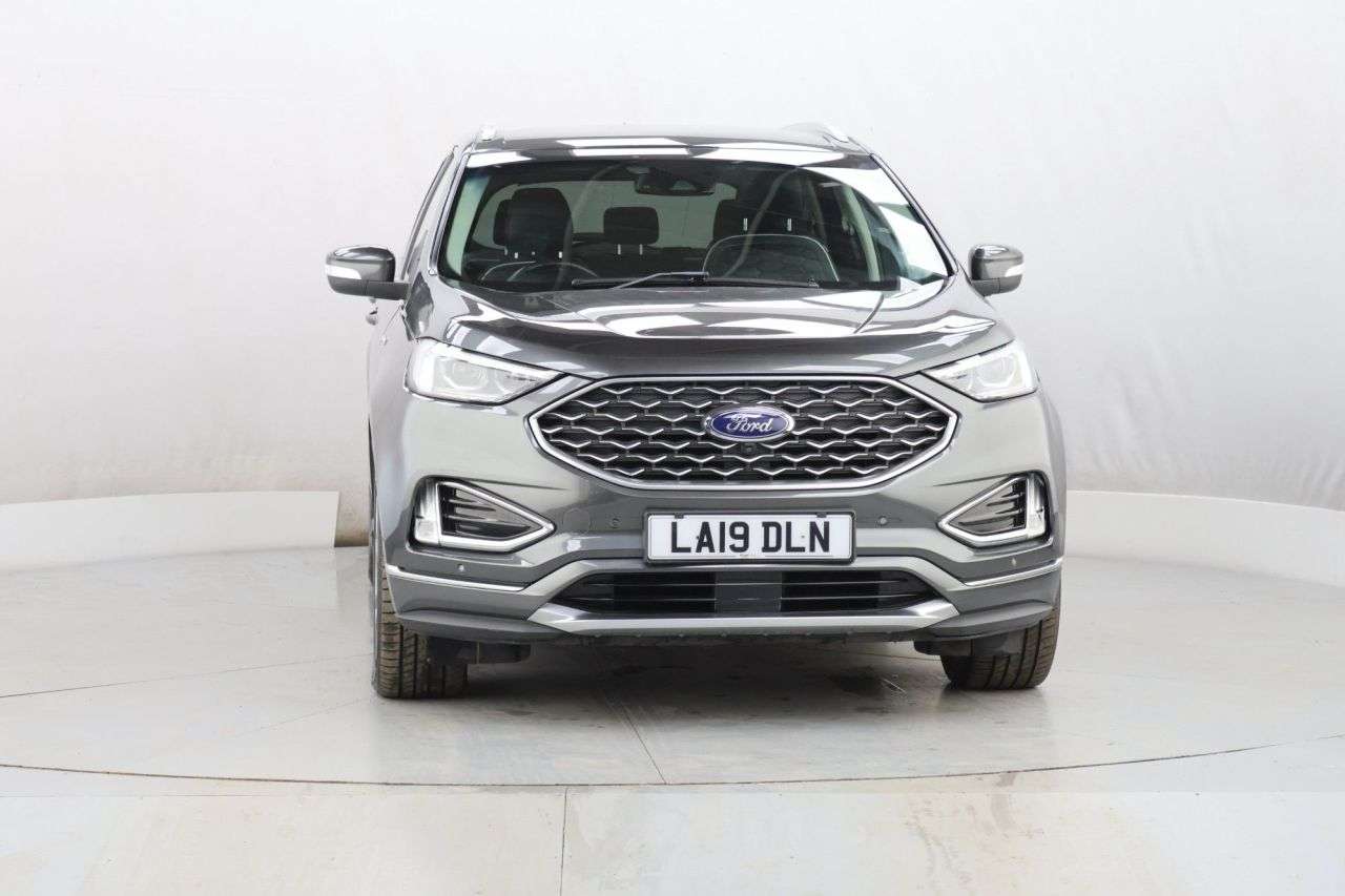 A 2019 FORD EDGE 2.0 EcoBlue Vignale SUV 5dr Diesel Auto AWD Euro 6 (s/s) (238 ps) A 2019 FORD EDGE 2.0 EcoBlue Vignale SUV 5dr Diesel Auto AWD Euro 6 (s/s) (238 ps)