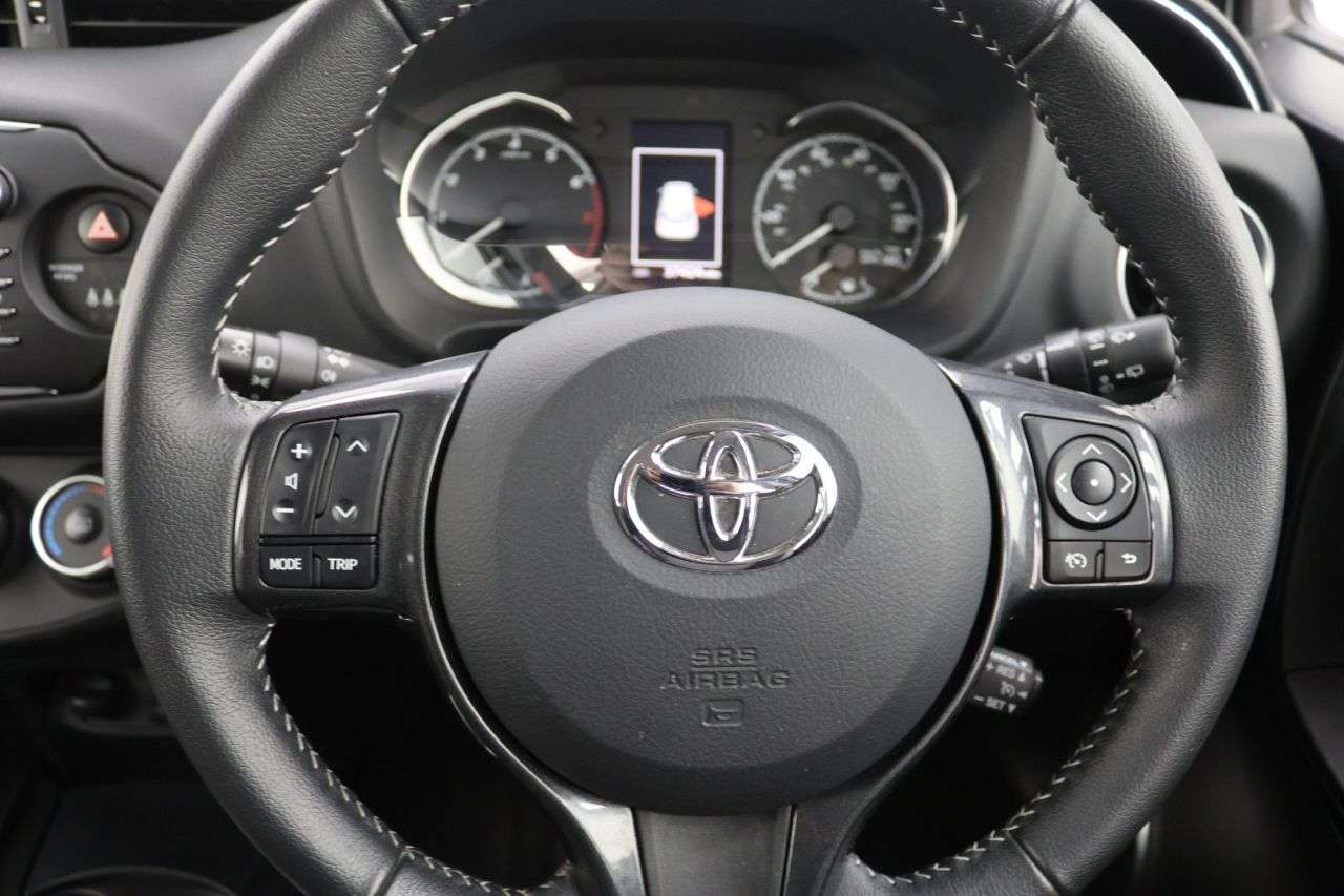2019 TOYOTA YARIS 2019 TOYOTA YARIS