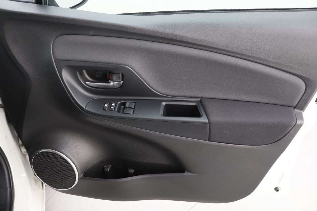 2019 TOYOTA YARIS 2019 TOYOTA YARIS