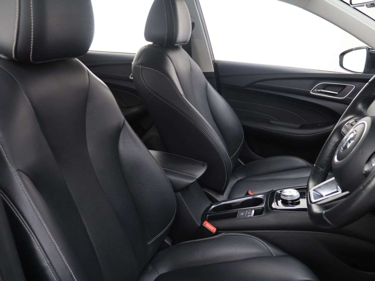 2022 MG MG 5 2022 MG MG 5