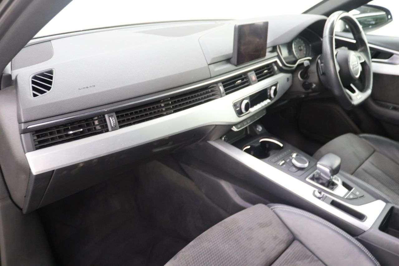 2018 AUDI A4 AVANT 2018 AUDI A4 AVANT