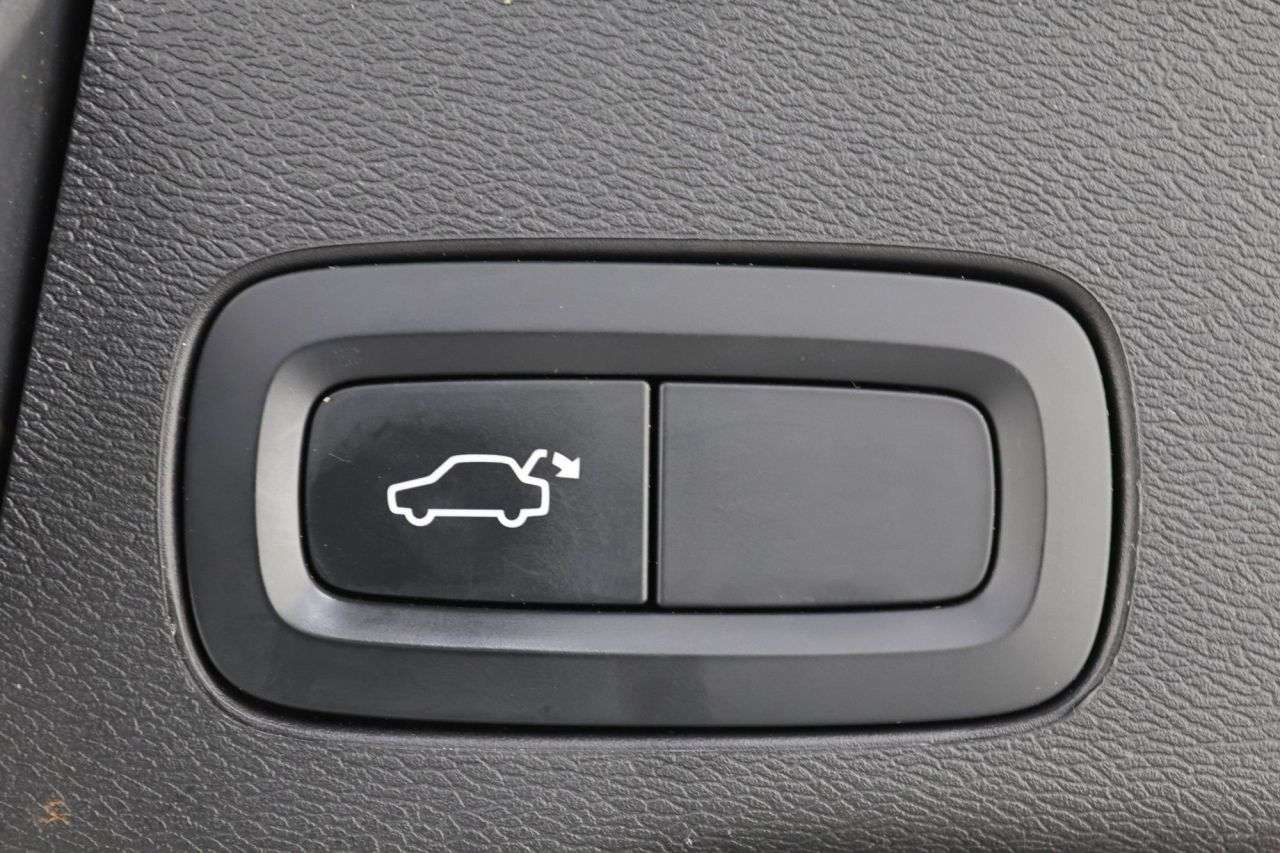 2020 VOLVO XC60 2020 VOLVO XC60