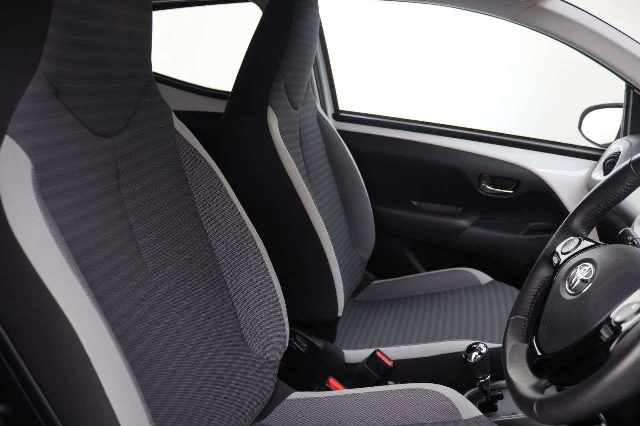 2020 TOYOTA AYGO 2020 TOYOTA AYGO