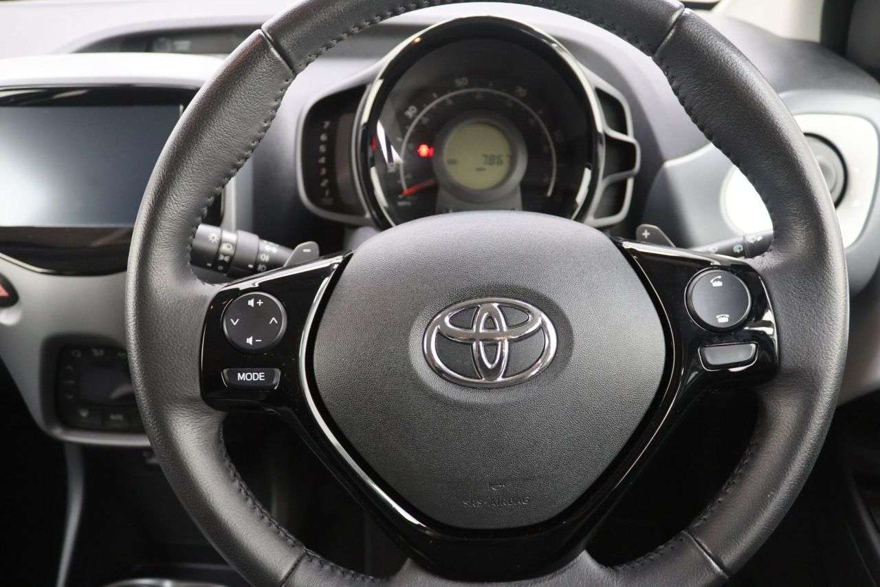 2020 TOYOTA AYGO 2020 TOYOTA AYGO