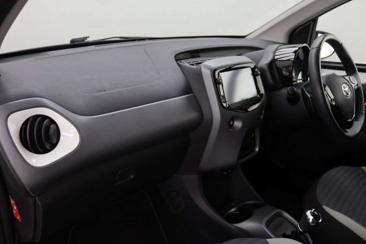 2020 TOYOTA AYGO 2020 TOYOTA AYGO