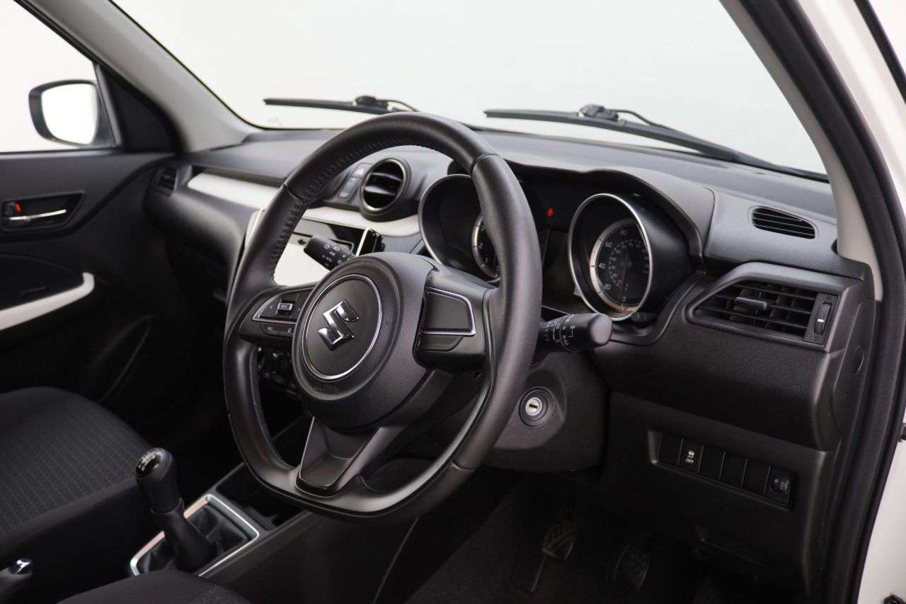 2019 SUZUKI SWIFT 2019 SUZUKI SWIFT