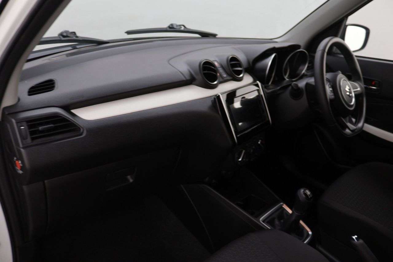 2019 SUZUKI SWIFT 2019 SUZUKI SWIFT