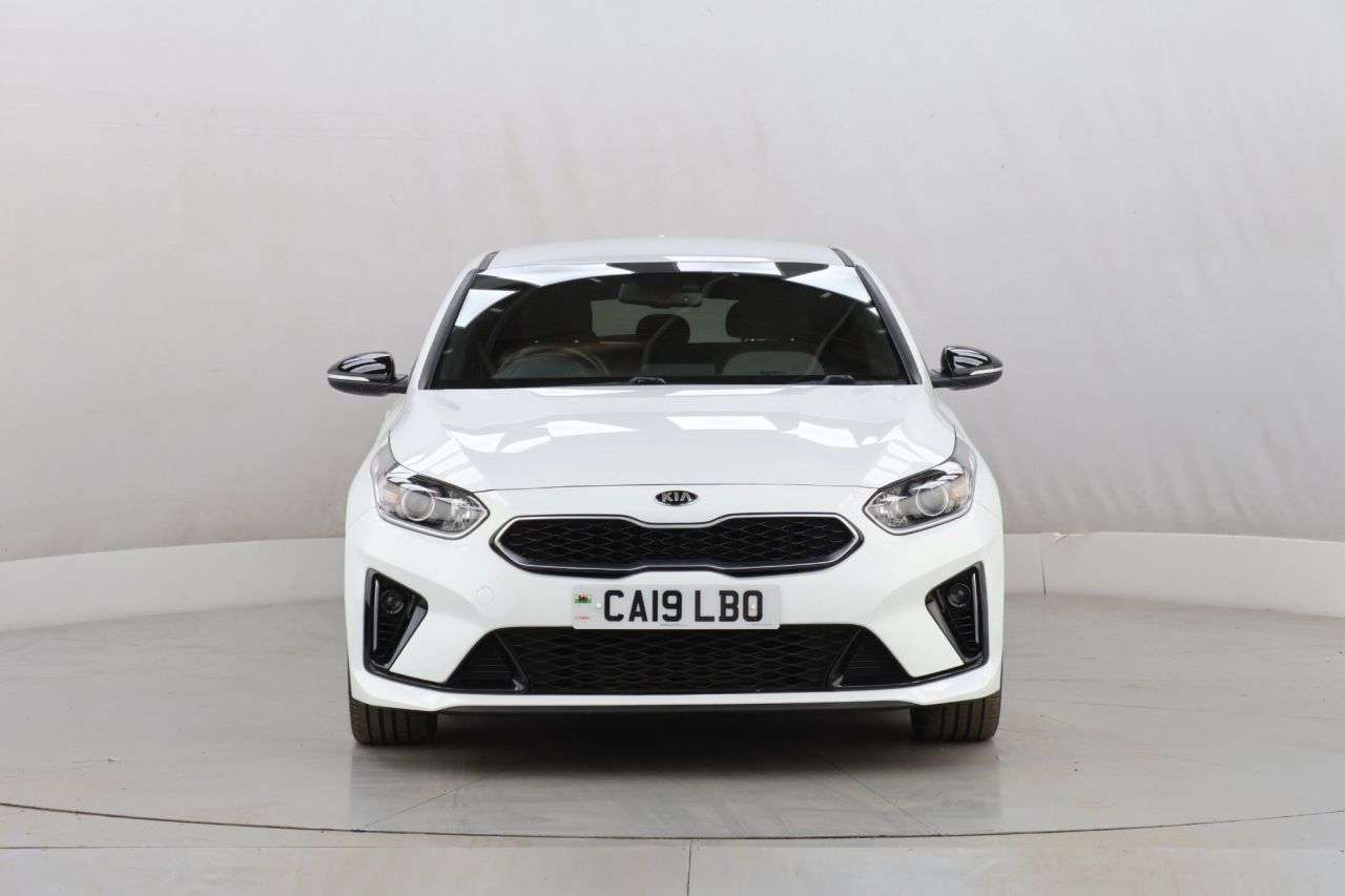 A 2019 KIA PROCEED 1.4 T-GDi GT-Line Shooting Brake 5dr Petrol DCT Euro 6 (s/s) (138 bhp) A 2019 KIA PROCEED 1.4 T-GDi GT-Line Shooting Brake 5dr Petrol DCT Euro 6 (s/s) (138 bhp)