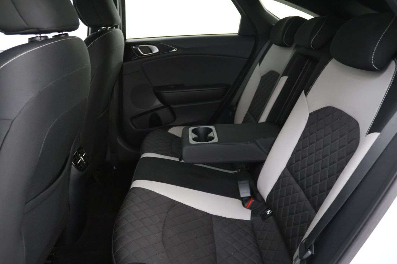 2019 KIA PROCEED 2019 KIA PROCEED