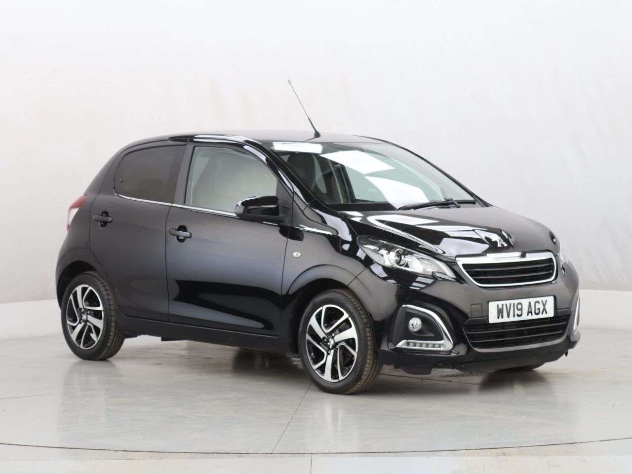 A 2019 PEUGEOT 108 1.0 Allure Hatchback 5dr Petrol 2 Tronic Euro 6 (72 ps) A 2019 PEUGEOT 108 1.0 Allure Hatchback 5dr Petrol 2 Tronic Euro 6 (72 ps)