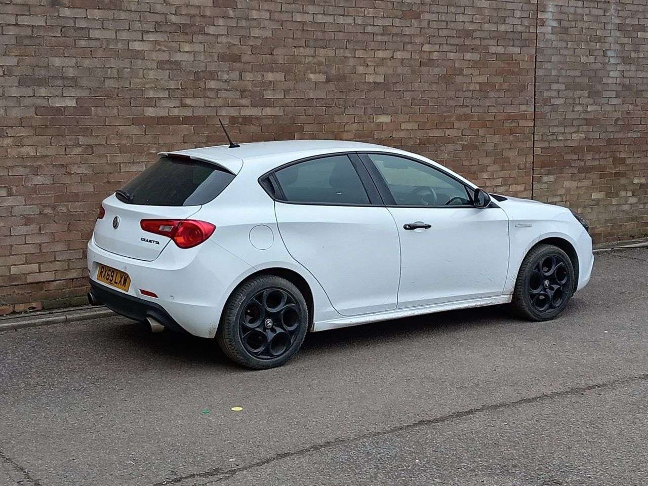 A 2019 ALFA ROMEO GIULIETTA 1.4 TB Speciale Hatchback 5dr Petrol Manual Euro 6 (s/s) (120 bhp) A 2019 ALFA ROMEO GIULIETTA 1.4 TB Speciale Hatchback 5dr Petrol Manual Euro 6 (s/s) (120 bhp)