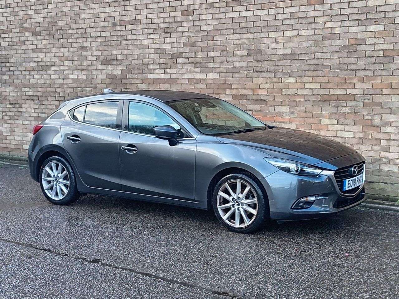 A 2018 MAZDA MAZDA3 2.0 SKYACTIV-G Sport Nav Hatchback 5dr Petrol Manual Euro 6 (s/s) (121 ps) A 2018 MAZDA MAZDA3 2.0 SKYACTIV-G Sport Nav Hatchback 5dr Petrol Manual Euro 6 (s/s) (121 ps)