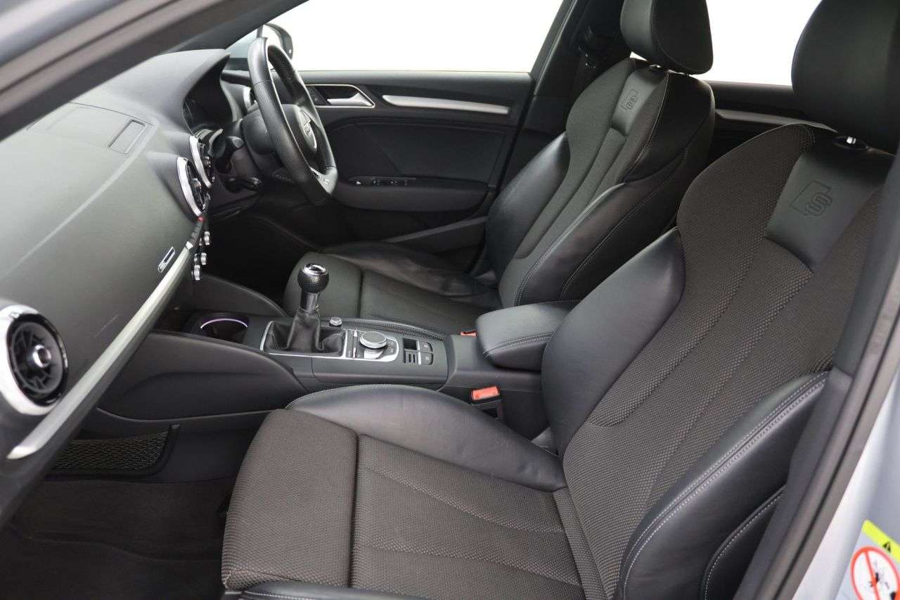 2018 AUDI A3 2018 AUDI A3