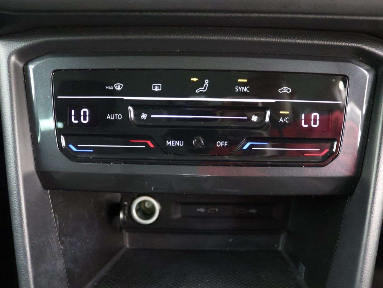 2021 VOLKSWAGEN TIGUAN 2021 VOLKSWAGEN TIGUAN