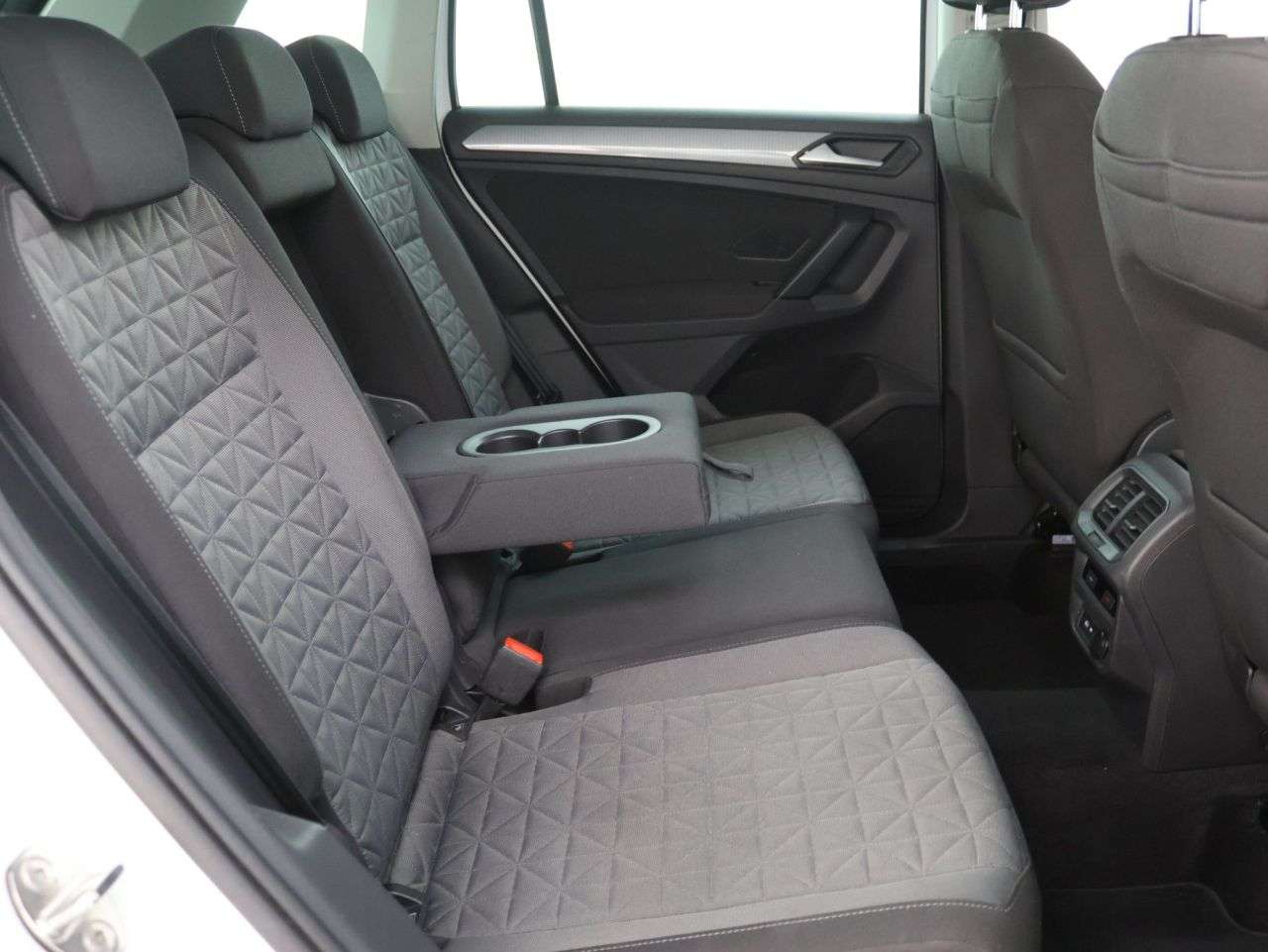 2021 VOLKSWAGEN TIGUAN 2021 VOLKSWAGEN TIGUAN