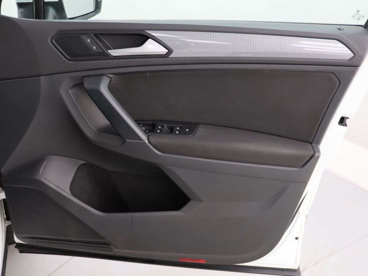 2021 VOLKSWAGEN TIGUAN 2021 VOLKSWAGEN TIGUAN