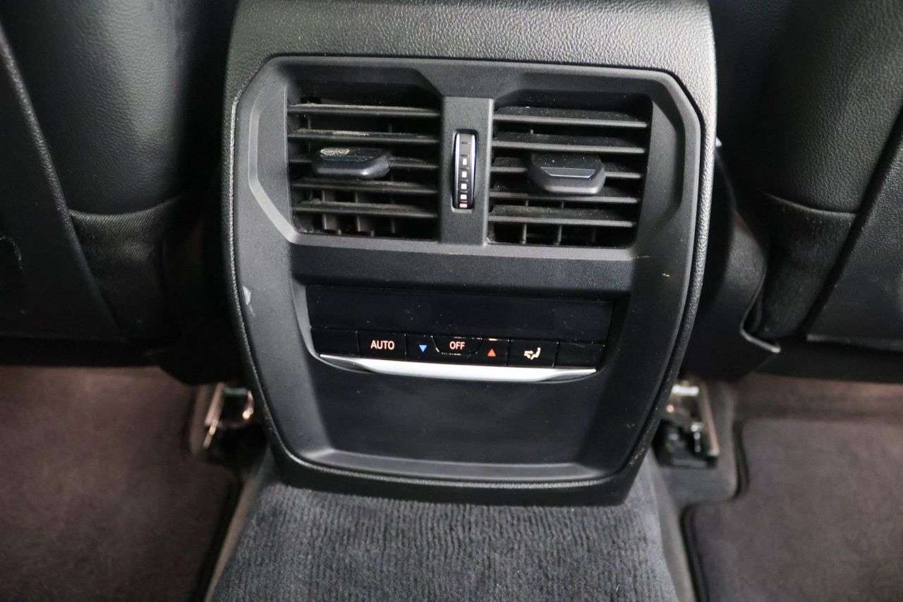 2021 BMW 3 SERIES 2021 BMW 3 SERIES