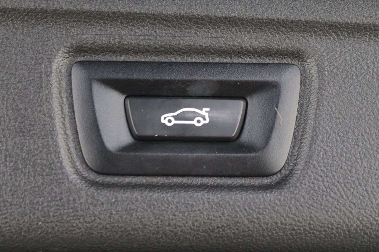 2021 BMW 3 SERIES 2021 BMW 3 SERIES