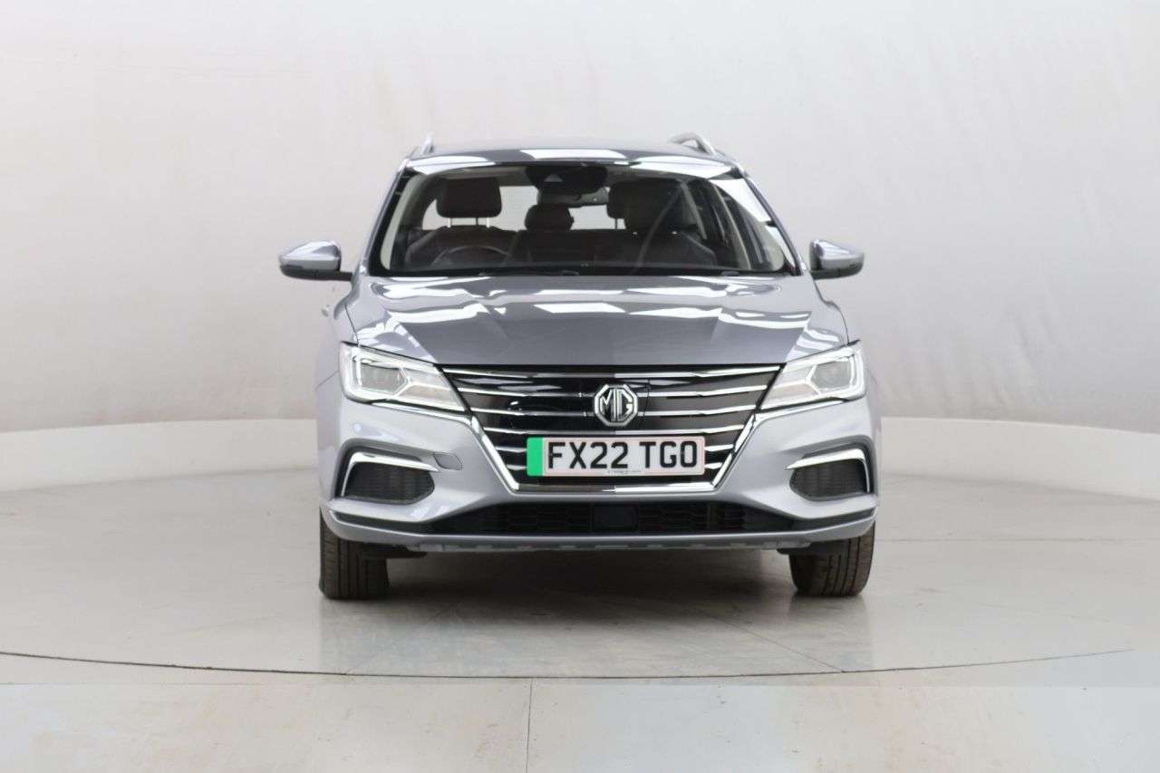 A 2022 MG MG 5 61.1kWh Exclusive Long Range Estate 5dr Electric Auto (156 ps) A 2022 MG MG 5 61.1kWh Exclusive Long Range Estate 5dr Electric Auto (156 ps)