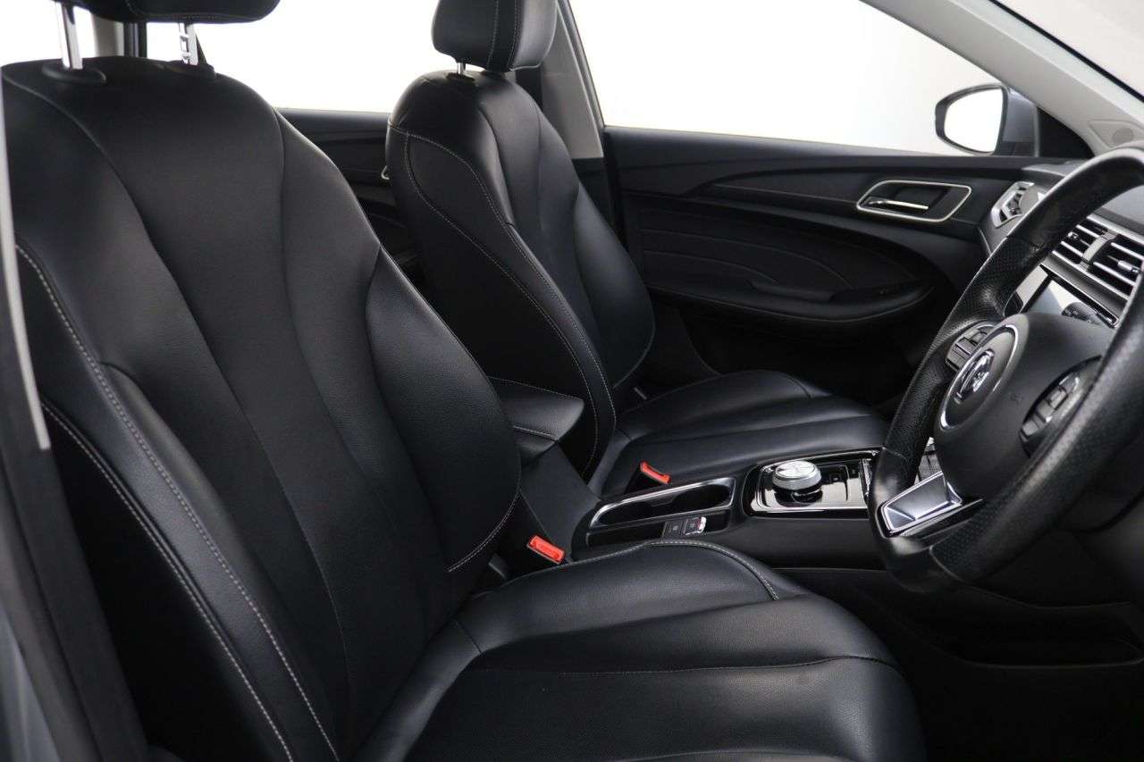 2022 MG MG 5 2022 MG MG 5