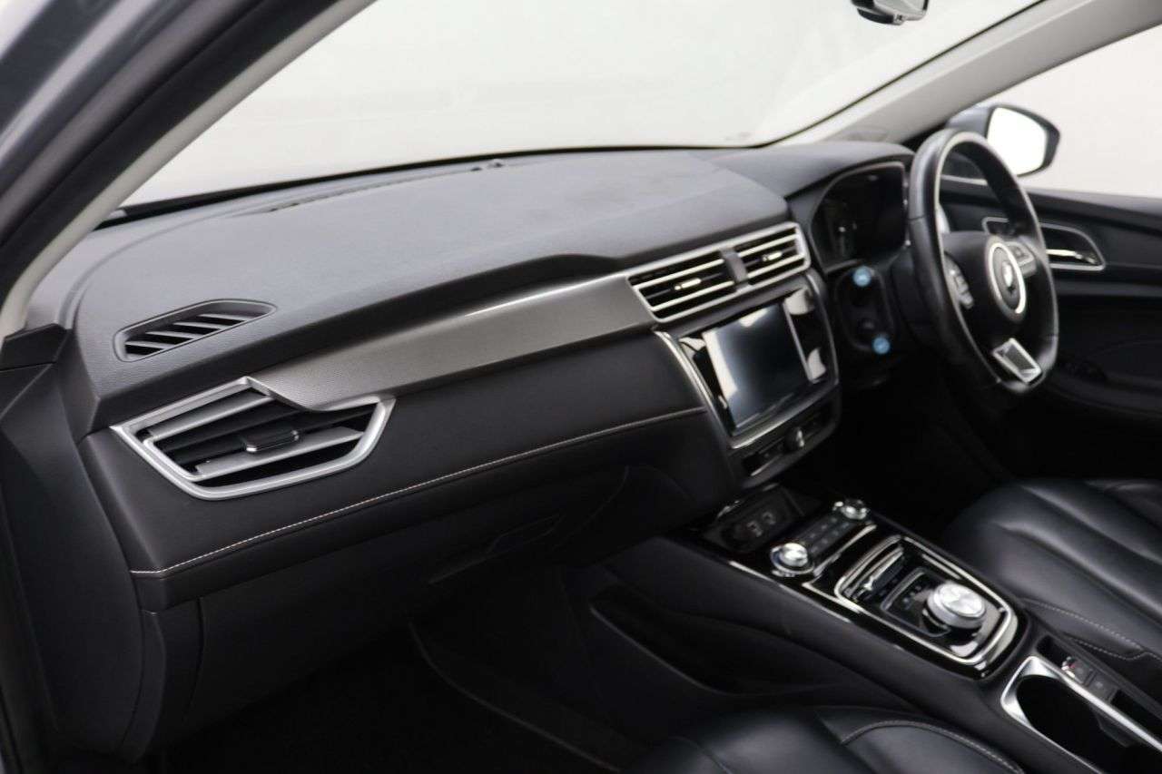 2022 MG MG 5 2022 MG MG 5