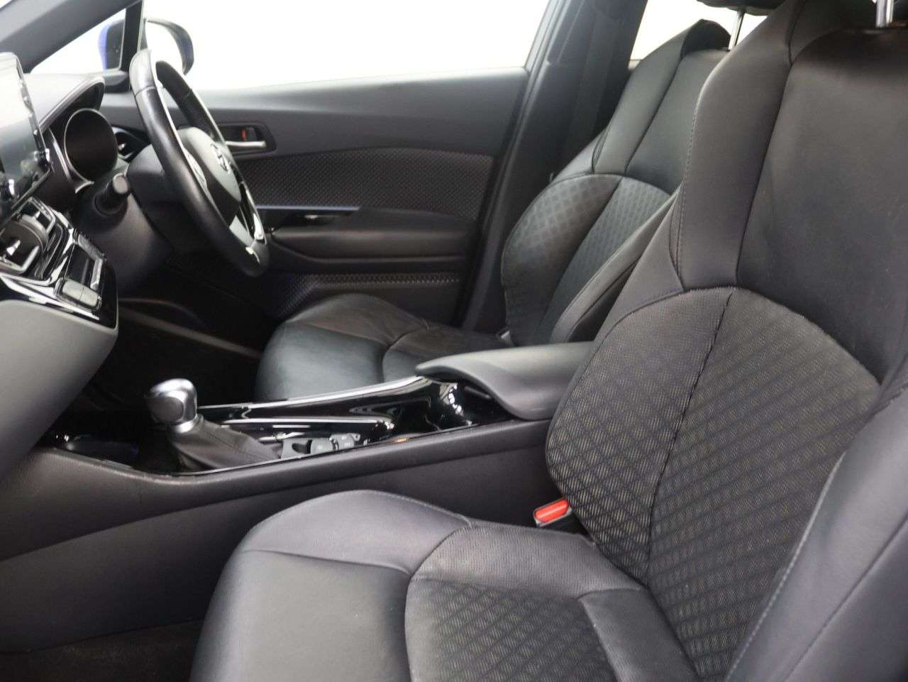 2020 TOYOTA C-HR 2020 TOYOTA C-HR